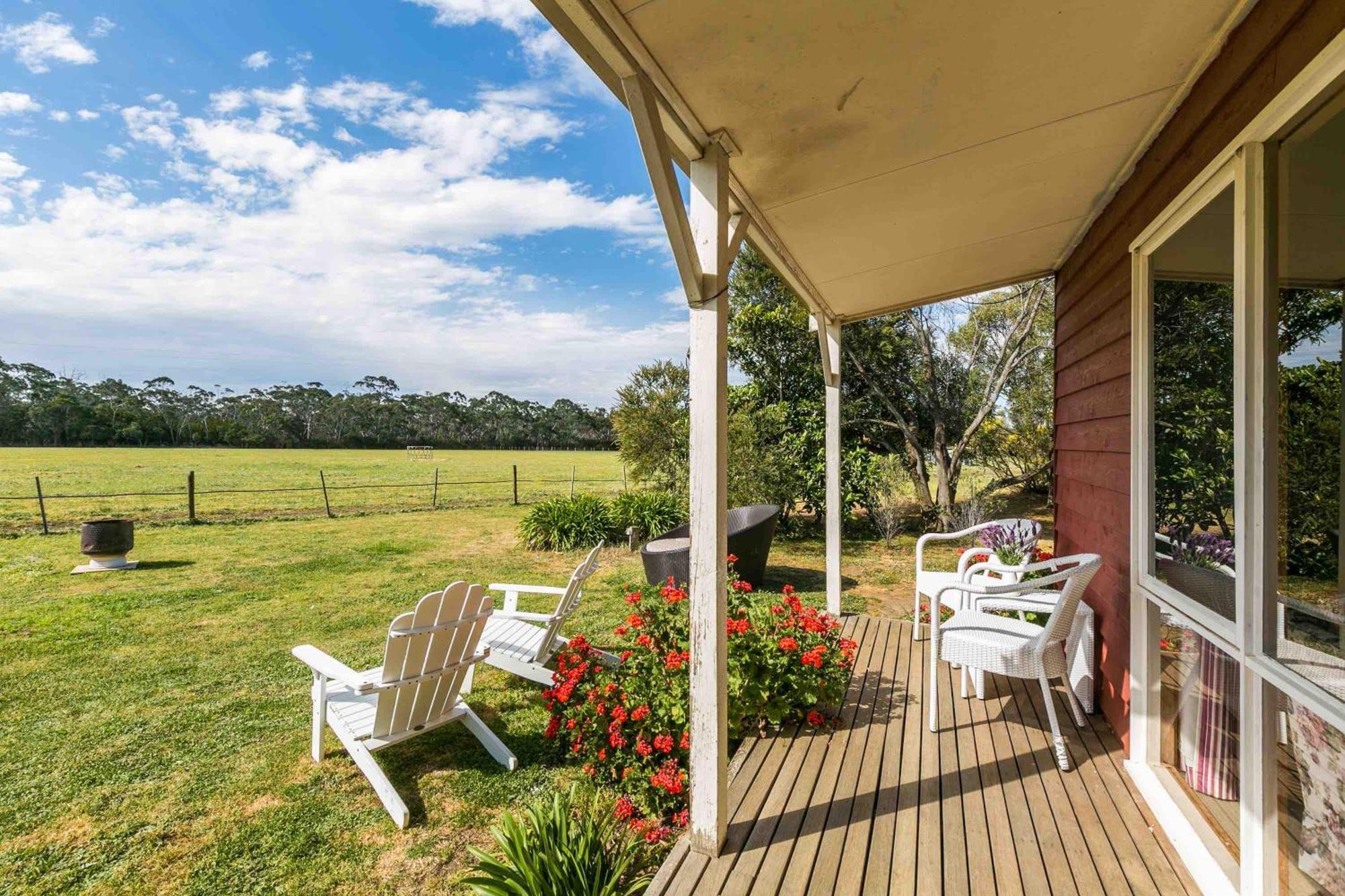 Freshwater Creek Cottages & Farm Stay Торки Экстерьер фото