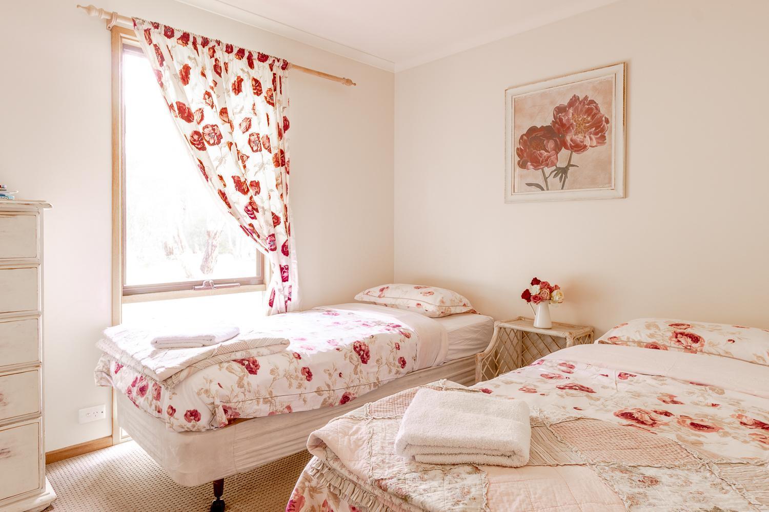 Freshwater Creek Cottages & Farm Stay Торки Экстерьер фото