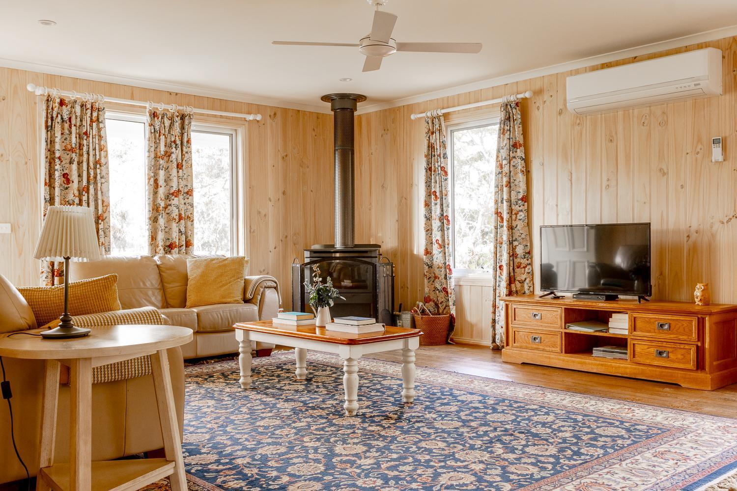 Freshwater Creek Cottages & Farm Stay Торки Экстерьер фото